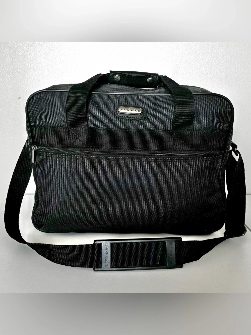 Vintage Jaguar Navy Blue Overnight Travel Shoulder Bag/Weekender/Carry-on
